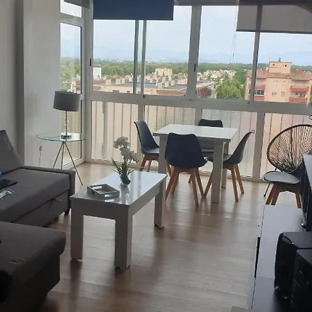 Les Pieds Dans L' Eau Apartment *